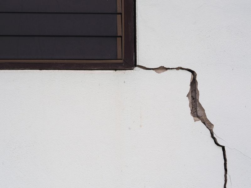 Foundation Crack Repair in De Leon Springs, FL
